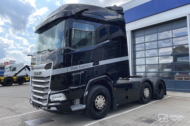 Fabriksny DAF XG 480 FTG  til Dam Logistic.