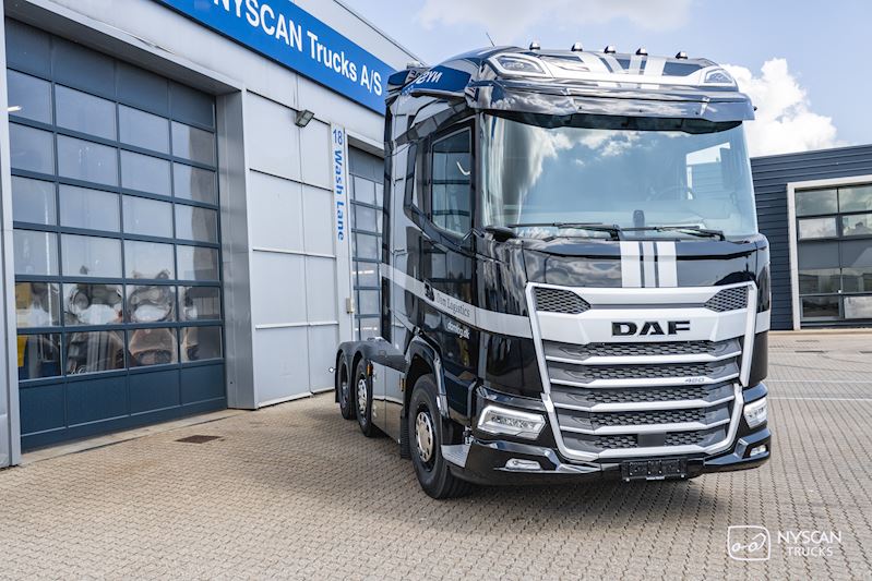 Fabriksny DAF XG 480 FTG  til Dam Logistic.