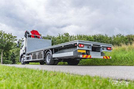DAF XB FA 4x2 Stilladslastbil Kran + fast lad