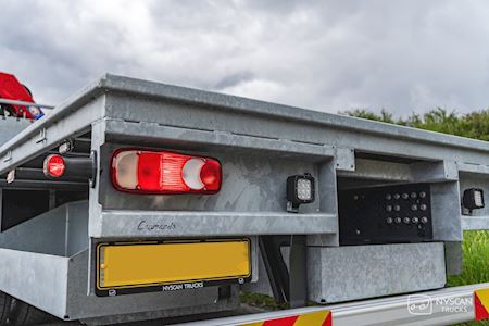 DAF XB FA 4x2 Stilladslastbil Kran + fast lad
